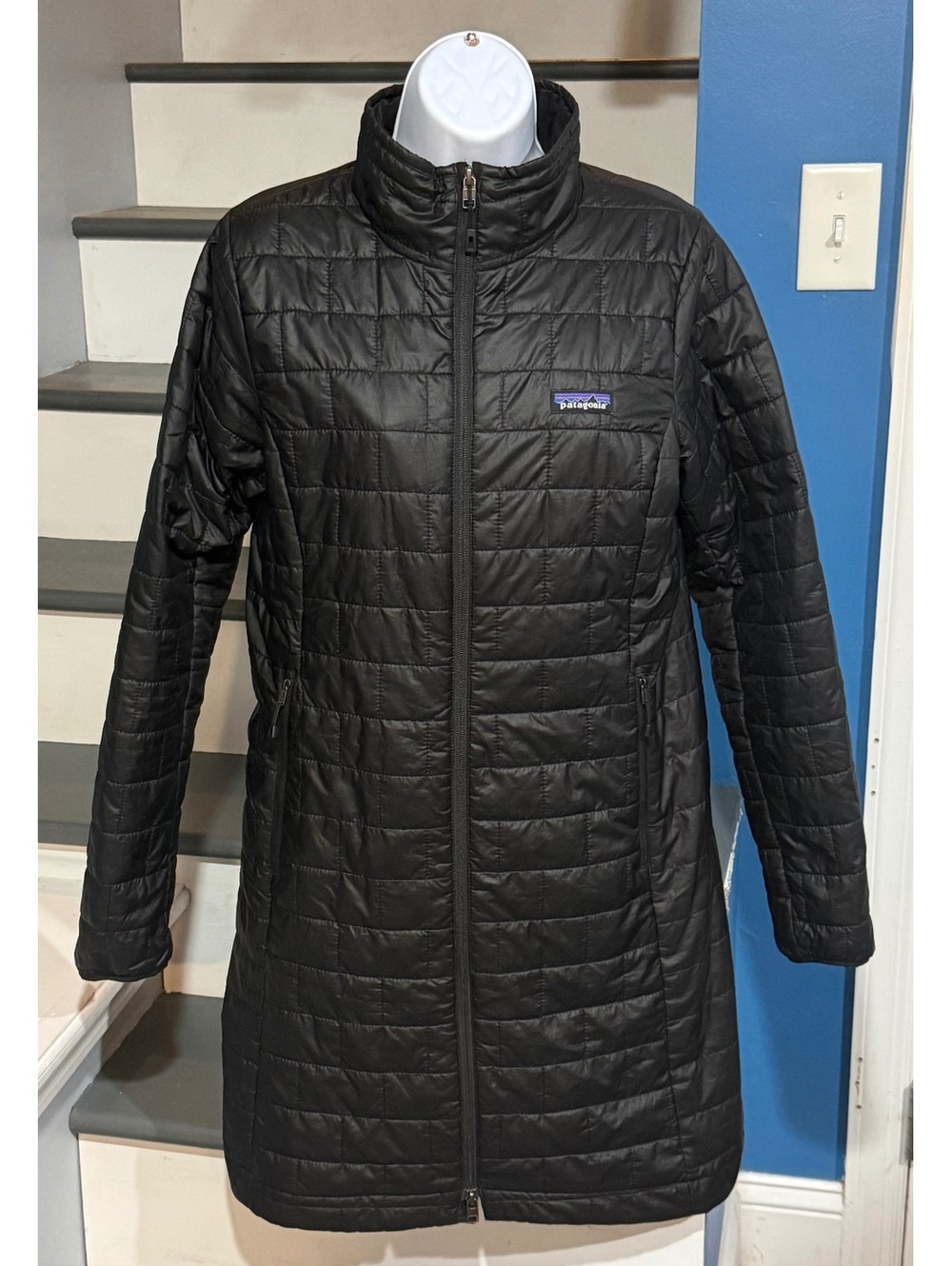 Patagonia Women’s Size Medium Nano Puff Parka Lightweight Full Zip Black Jacket!